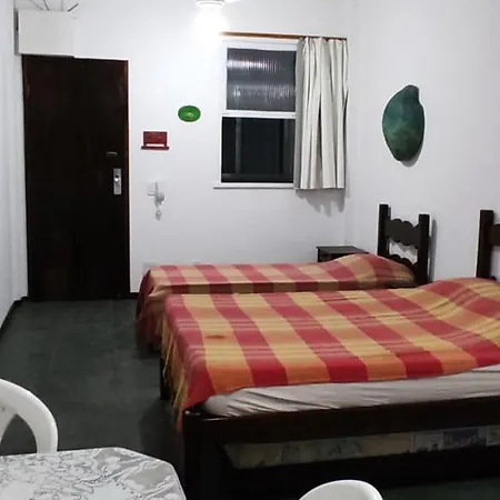 Quitinete A Poucos Passos Da Praia No Ponto Mais Central Da Cidade. Guarapari Exterior foto