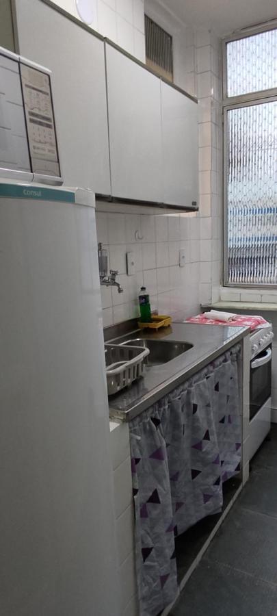 Quitinete A Poucos Passos Da No Ponto Da Cidade. * Guarapari